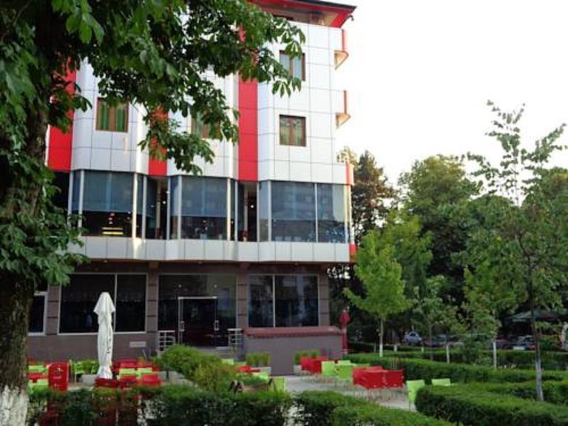 Hotel Piazza Peshkopi Exterior photo
