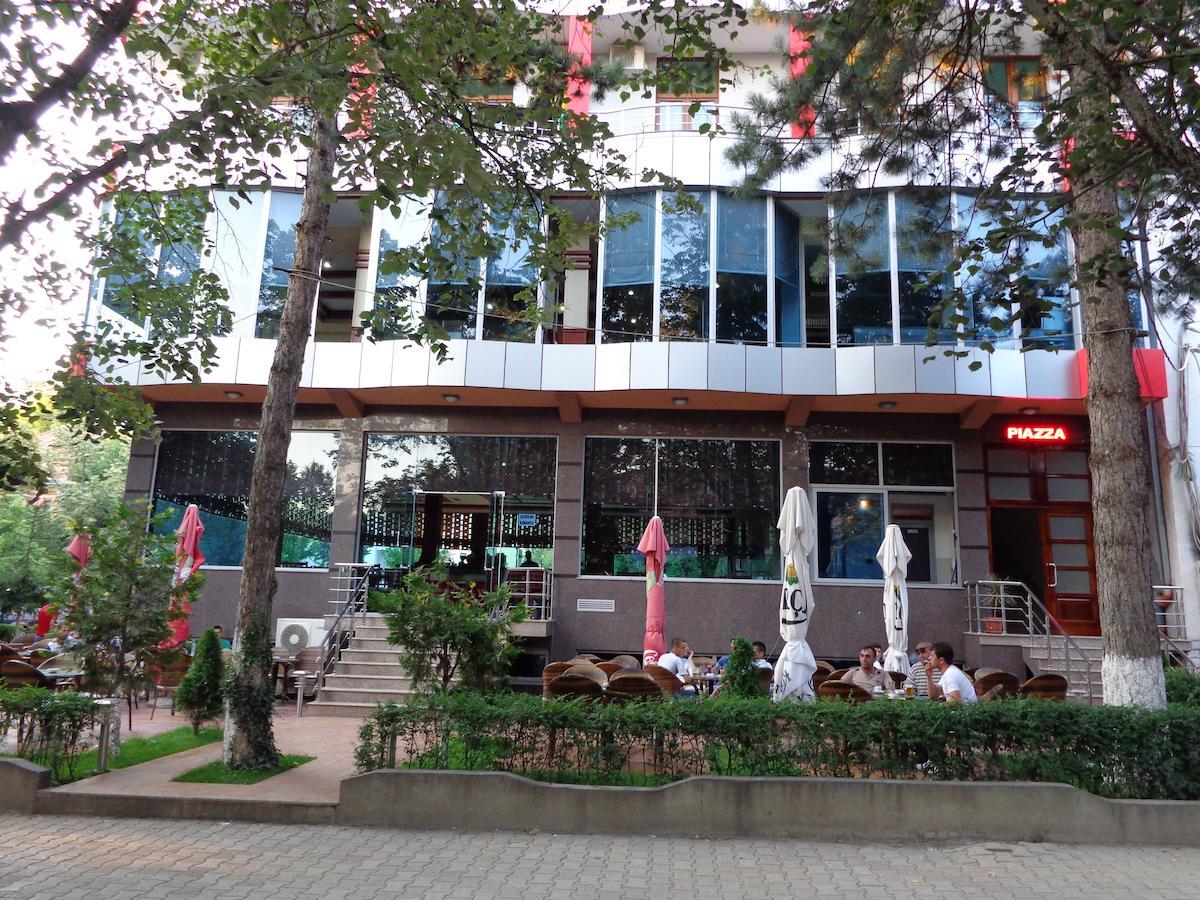 Hotel Piazza Peshkopi Exterior photo